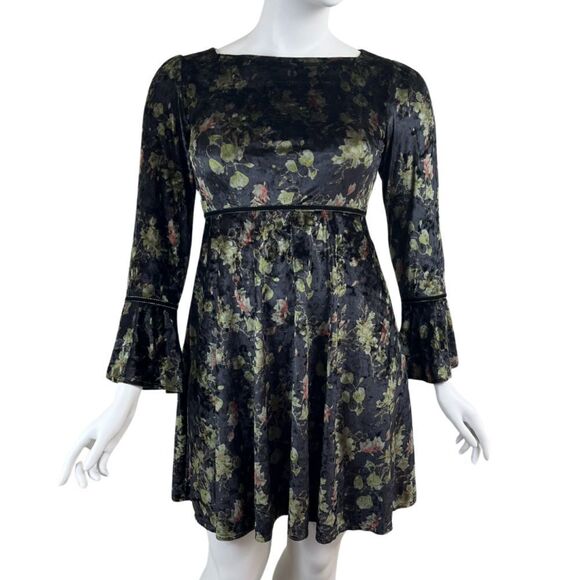 Banned Retro Womens Size 14 Fair & Foward Floral Velvet Mini Dress Bell Sleeve - Picture 1 of 14